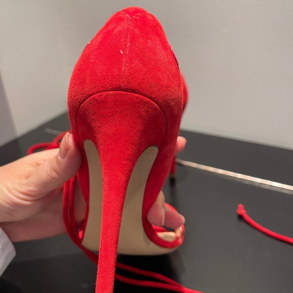 Heels - Picture 11 of 13